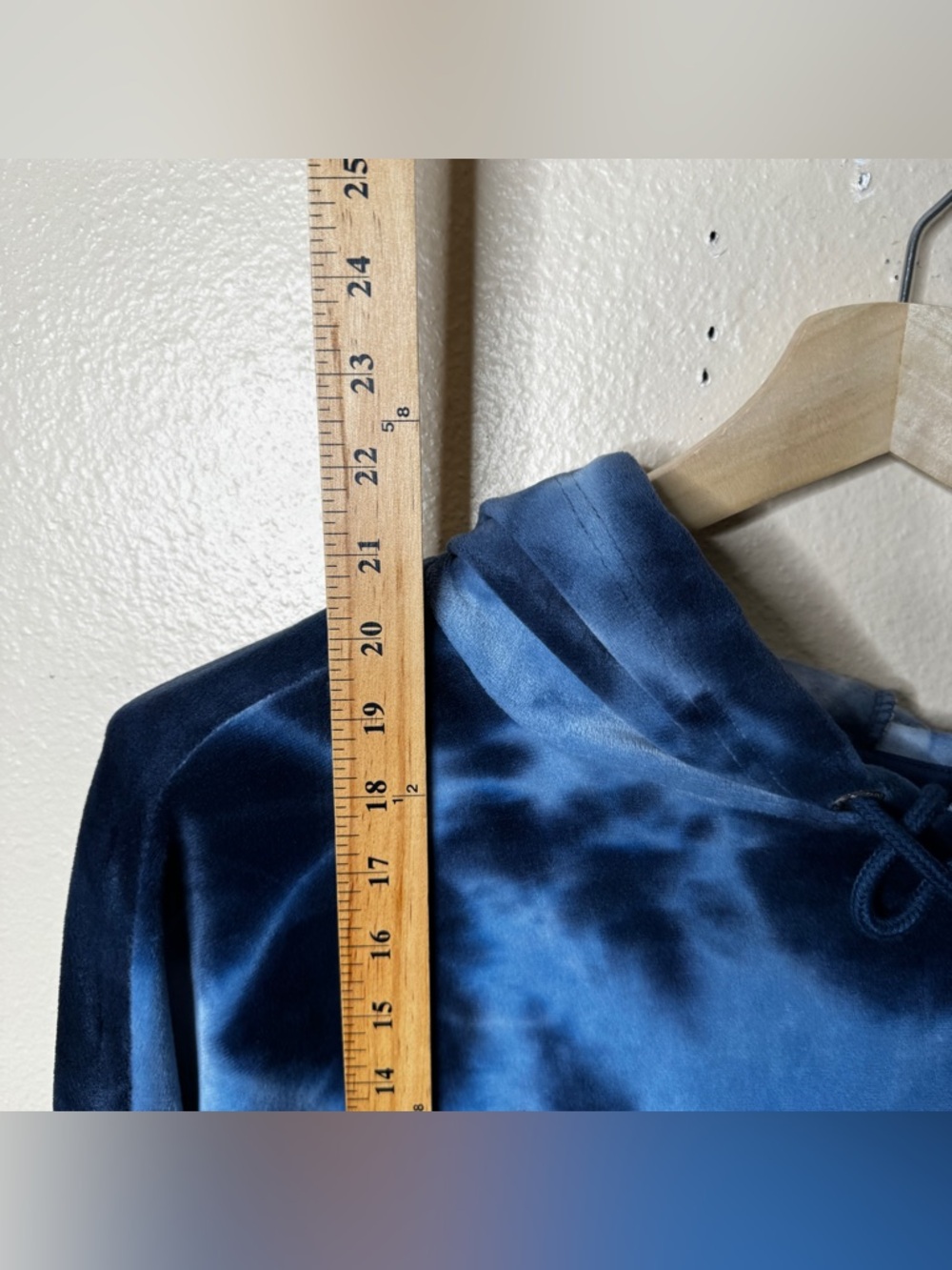 Bebe Sport Hoodie Women's XL Blue Plush Tie Dye Y2K - Picture 7 of 9